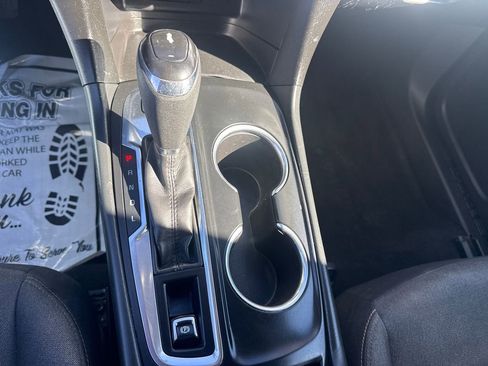 Used 2021 Chevrolet Equinox LT image 21