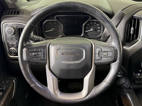 Used 2021 GMC Sierra 2500 Denali w/ Denali Black Diamond Edition image 9