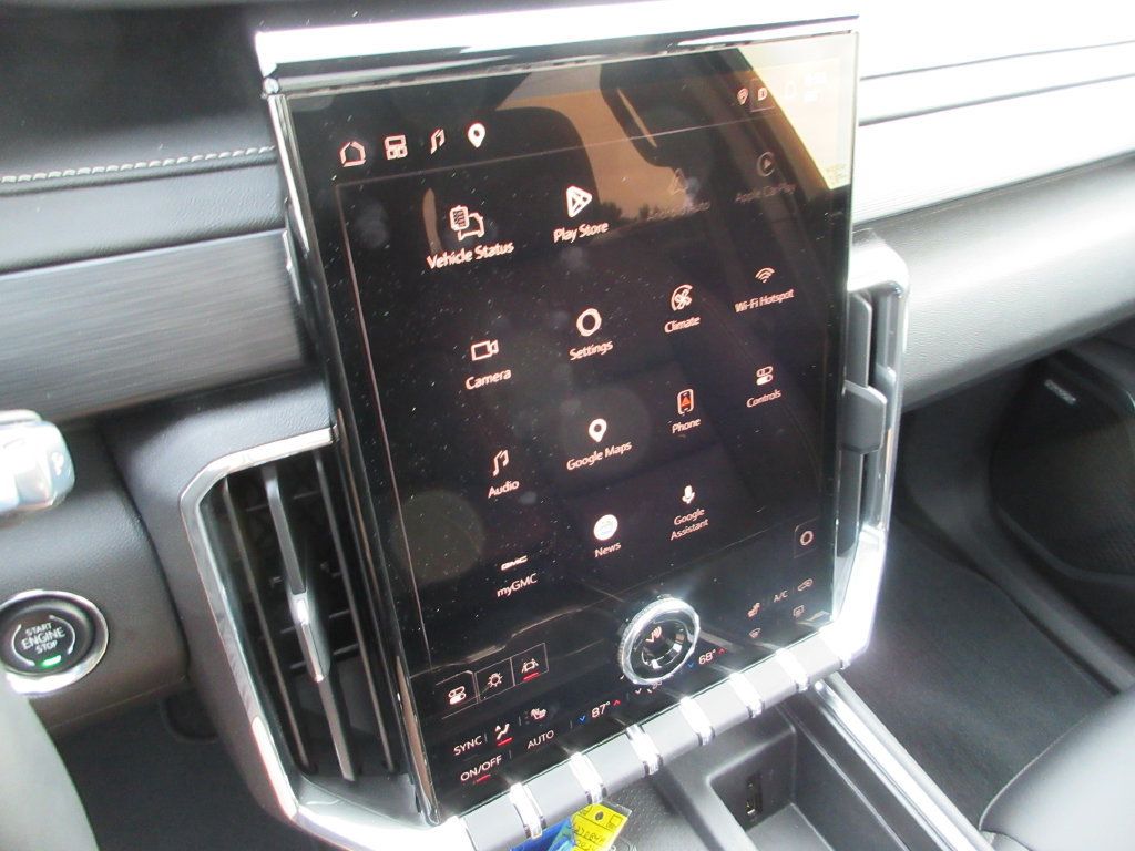 Certified 2024 GMC Acadia Elevation w/ Luxury Package FWD image 31