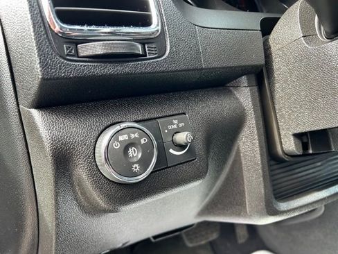 Used 2012 GMC Acadia Denali image 37