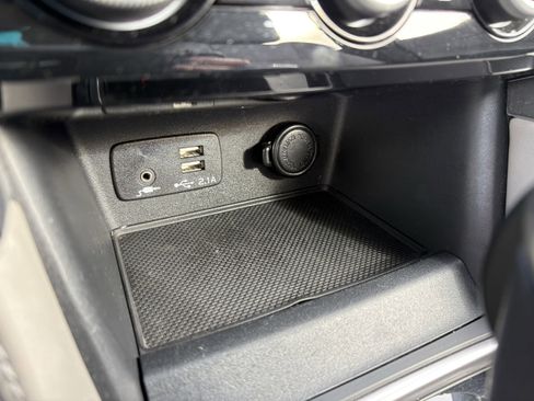 Certified 2024 Subaru Forester Limited image 21