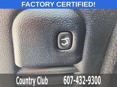 Used 2025 Dodge Durango GT AWD/4WD image 28