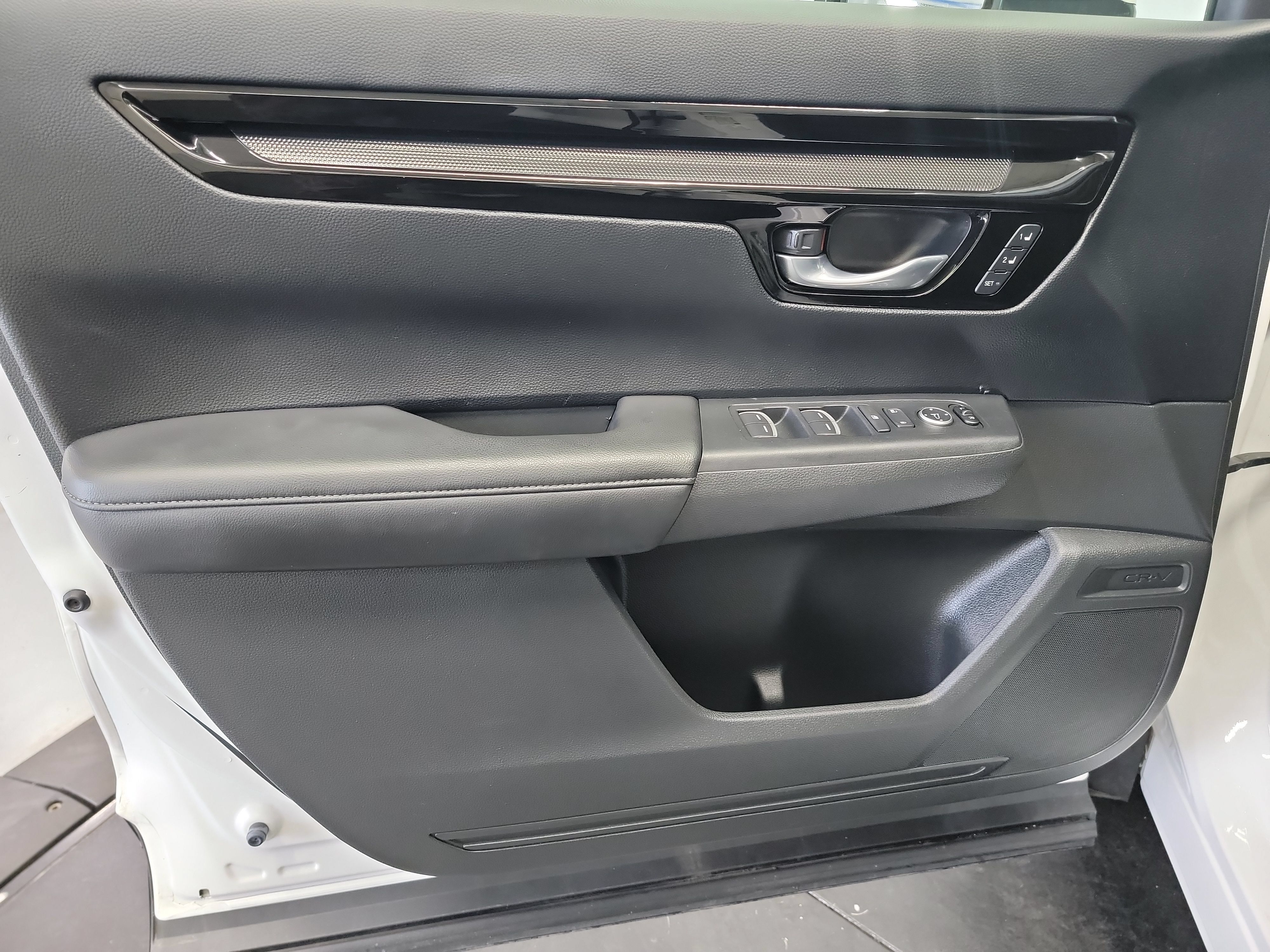 Used 2023 Honda CR-V EX-L image 13