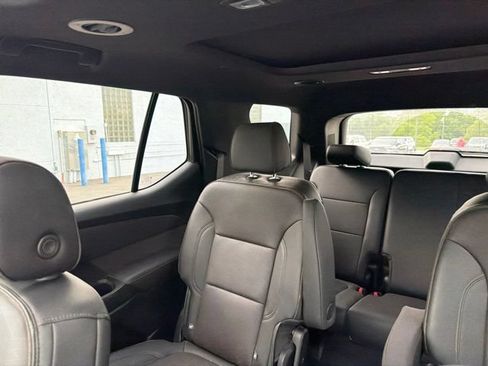 Used 2023 Chevrolet Traverse High Country w/ LPO, Floor Liner Package AWD/4WD image 65