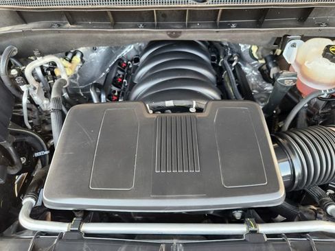 Used 2024 Chevrolet Tahoe LT RWD image 33