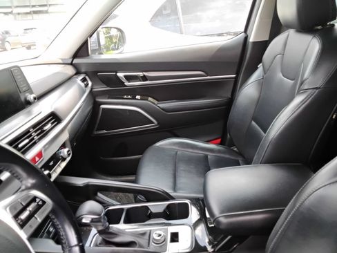 Used 2021 Kia Telluride LX AWD/4WD image 8