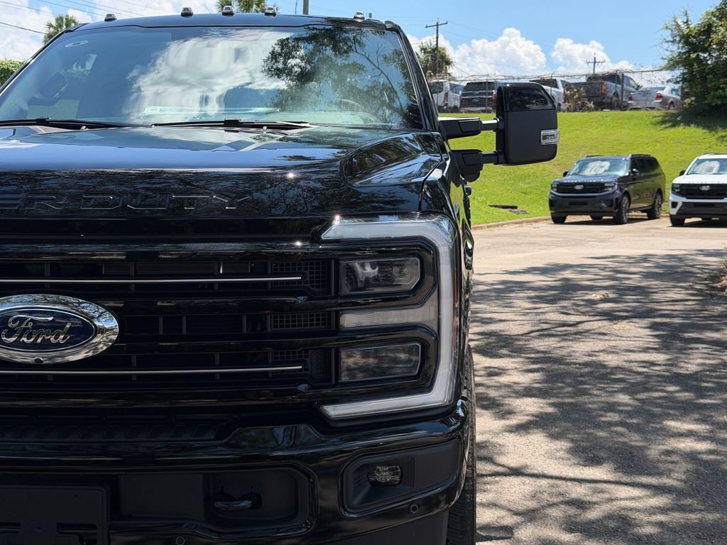 New 2026 Ford F250 Platinum AWD/4WD image 13