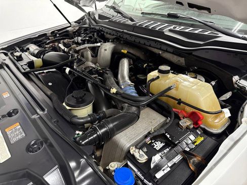 Used 2022 Ford F250 XL w/ Power Equipment Group image 46