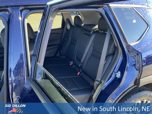 New 2026 Nissan Rogue SV image 10