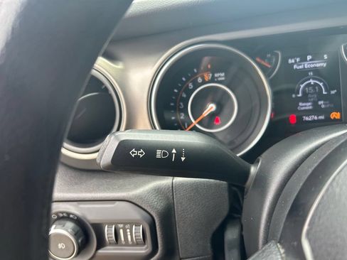 Used 2018 Jeep Wrangler Unlimited Sport AWD/4WD image 24