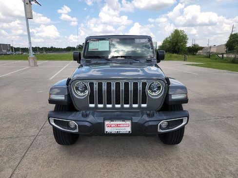 Used 2023 Jeep Wrangler Unlimited Sahara w/ LED Lighting Group AWD/4WD image 11