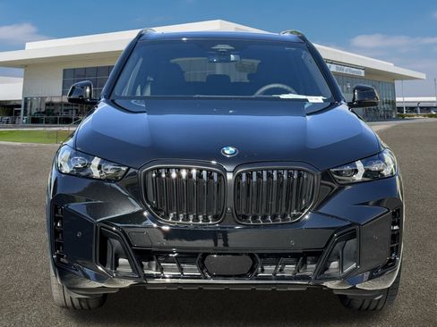 New 2026 BMW X5 sDrive40i w/ M Sport Package image 3
