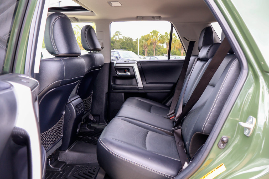 Used 2022 Toyota 4Runner Limited RWD image 11