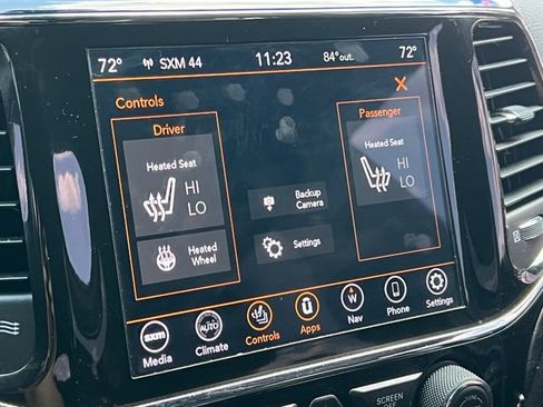 Used 2021 Jeep Grand Cherokee Laredo X AWD/4WD image 25
