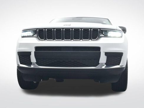 Used 2023 Jeep Grand Cherokee L Laredo image 31