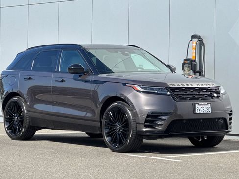 Certified 2026 Land Rover Range Rover Velar Dynamic SE AWD/4WD image 7