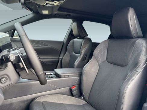 New 2026 Lexus RX 450h RX 450h+ Luxury image 17