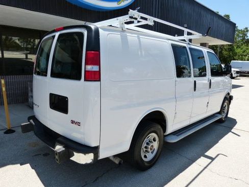 Used 2023 GMC Savana 2500 w/ Driver Convenience Package image 5