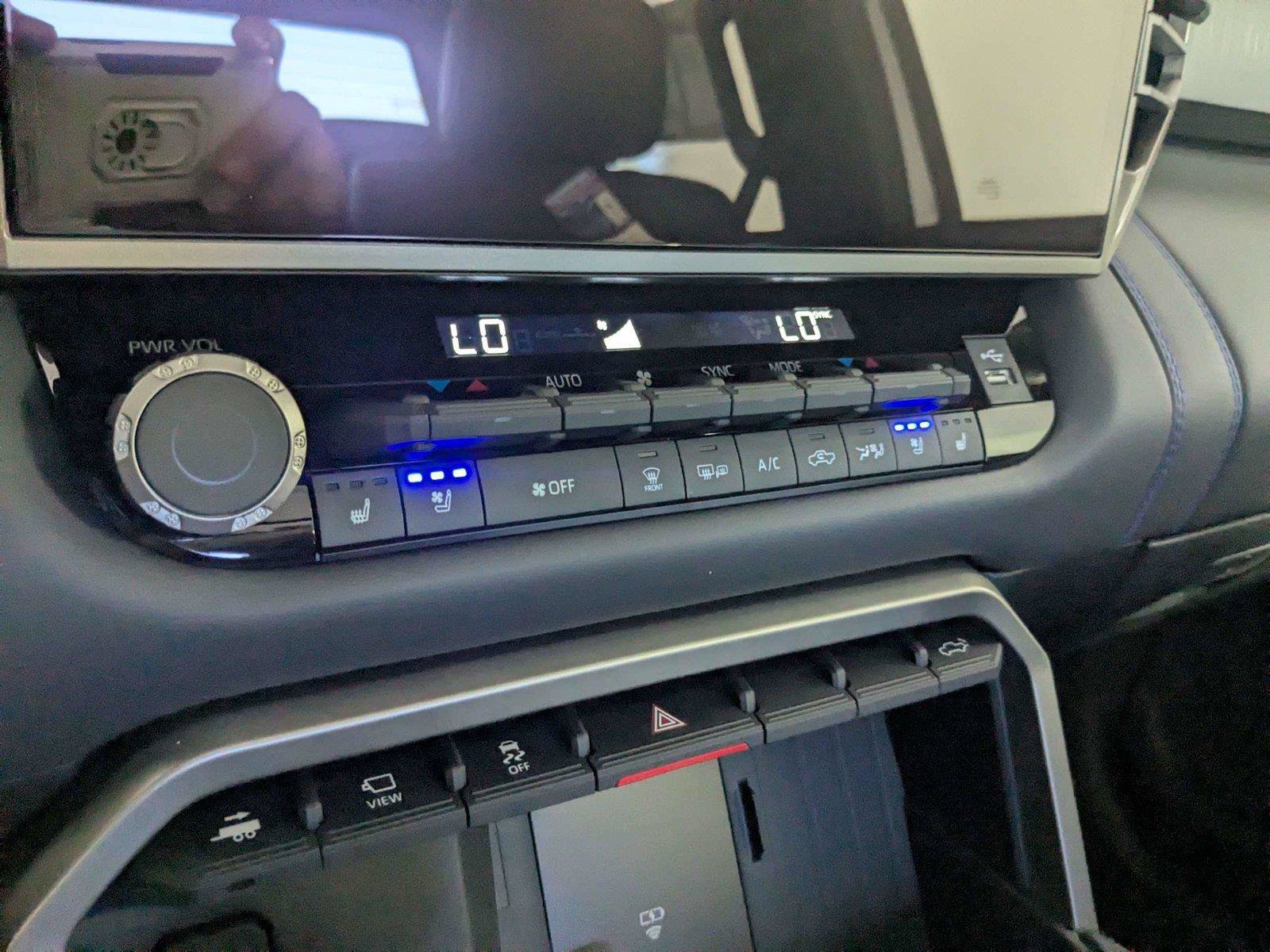 New 2026 Toyota Tundra Platinum AWD/4WD image 15