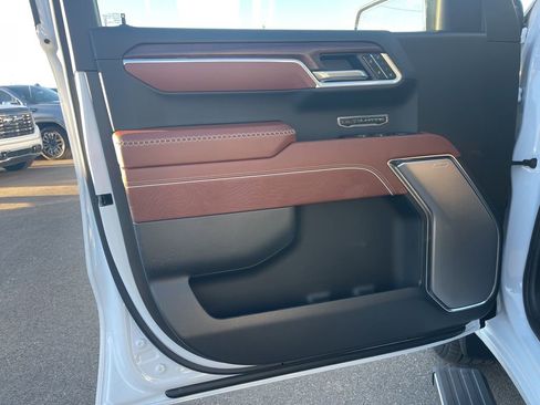 New 2026 GMC Sierra 1500 Denali Ultimate image 9