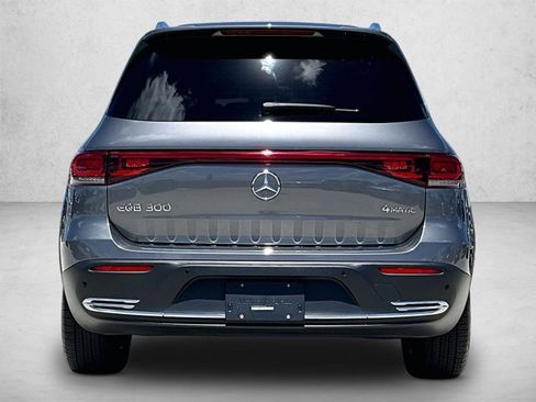 Certified 2023 Mercedes-Benz EQB 300 4MATIC image 4
