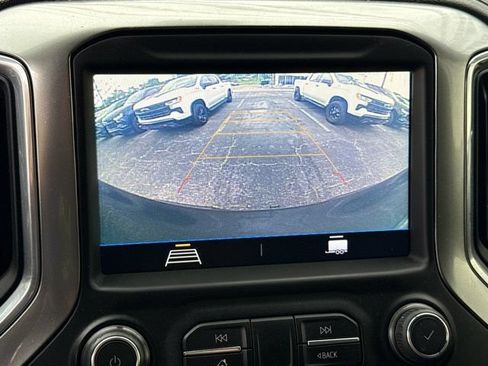 Used 2021 Chevrolet Silverado 1500 LT RWD image 31