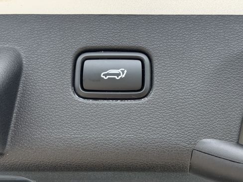 Certified 2023 Kia Sportage X-Line w/ X-Line Premium Package AWD/4WD image 12