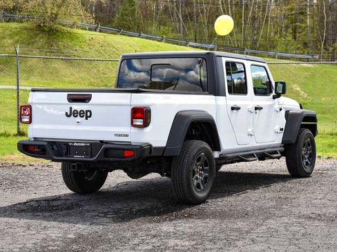 Certified 2021 Jeep Gladiator Sport w/ Trailer Tow Package AWD/4WD image 3