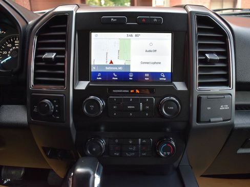 Used 2020 Ford F150 XLT w/ Equipment Group 302A Luxury AWD/4WD image 26