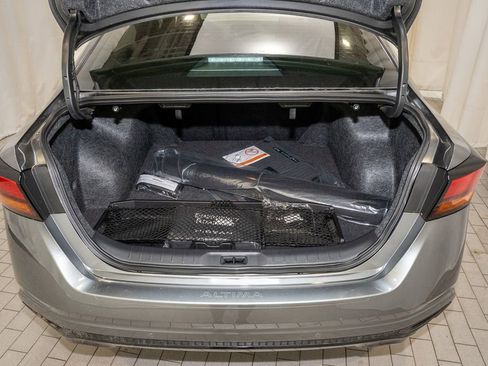 New 2025 Nissan Altima 2.5 SR image 6