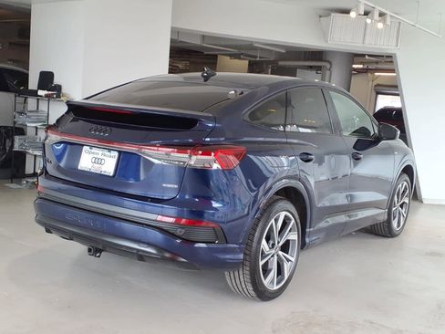 Used 2023 Audi Q4 e-tron Premium Plus w/ Premium Plus AWD/4WD image 4
