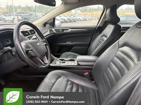 Used 2018 Ford Fusion Energi SE FWD image 9
