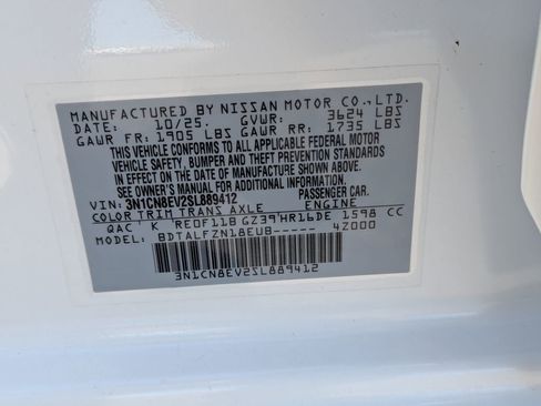 Used 2025 Nissan Versa SV w/ Trunk Package FWD image 33