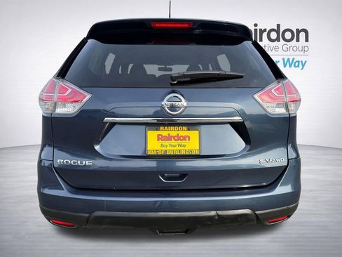 Used 2015 Nissan Rogue SV w/ SV Premium Package image 8