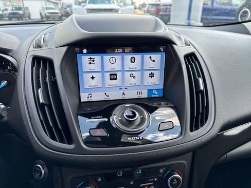 Used 2019 Ford Escape Titanium AWD/4WD image 29