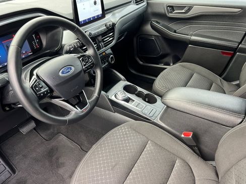 Used 2024 Ford Escape Active image 9