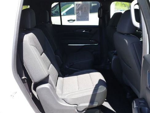 Used 2024 Chevrolet Traverse LT w/ LPO, Floor Liner Package FWD image 44