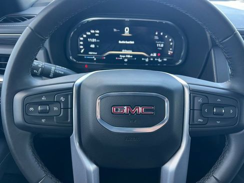 Used 2024 GMC Yukon SLT AWD/4WD image 22