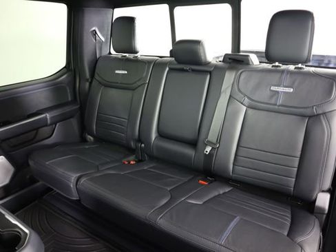 Certified 2025 Ford F450 Platinum w/ FX4 Off-Road Package image 47