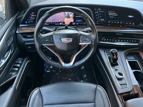 Used 2023 Cadillac Escalade ESV Premium Luxury w/ LPO, Radiant Package AWD/4WD image 13