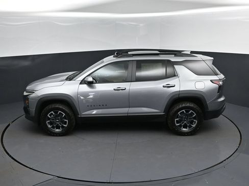 New 2026 Chevrolet Equinox ACTIV w/ Convenience Package III FWD image 32