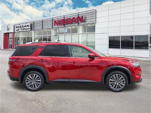 Certified 2022 Nissan Pathfinder SL w/ SL Premium Package image 8
