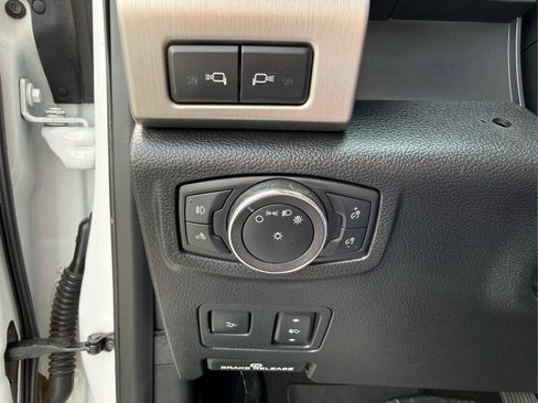 Used 2019 Ford F350 Platinum w/ Platinum Ultimate Package AWD/4WD image 31