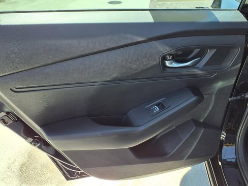 Used 2023 Honda Accord EX image 9