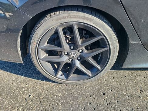 Used 2023 Honda Civic Sport image 8