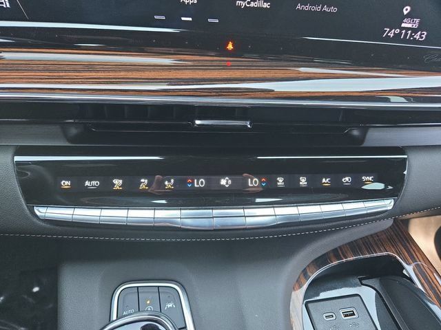 Certified 2024 Cadillac Escalade Premium Luxury AWD/4WD image 29