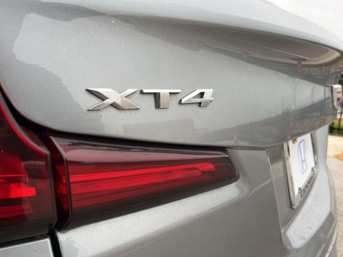 Used 2024 Cadillac XT4 Premium Luxury AWD/4WD image 8