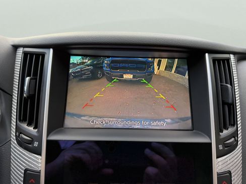 Used 2018 INFINITI Q60 Red Sport 400 w/ Sensory Package 3.0T Sport image 31