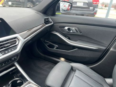 Used 2019 BMW 330i xDrive Sedan w/ Convenience Package image 31