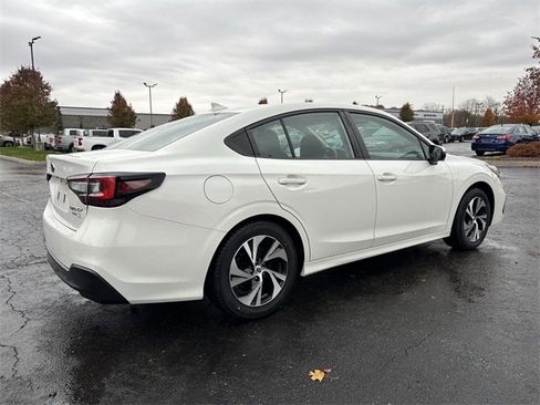 Used 2023 Subaru Legacy Premium image 3